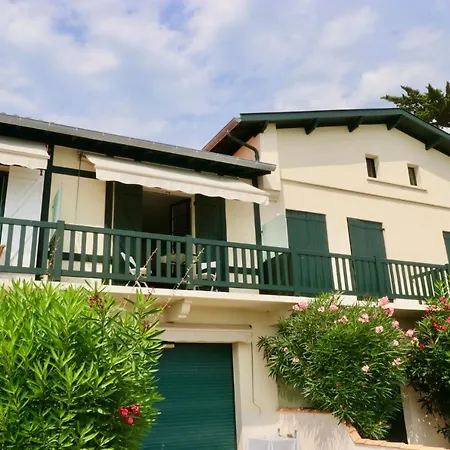 Comfortable, Renovated In Cap Ferret Location, 1st Line With Bay View * Lege-Cap-Ferret